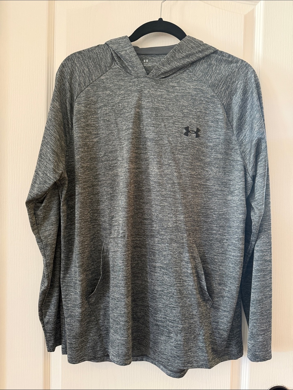 Under Armour Men's Heather Gray Hooded Long-Sleeve Pullover